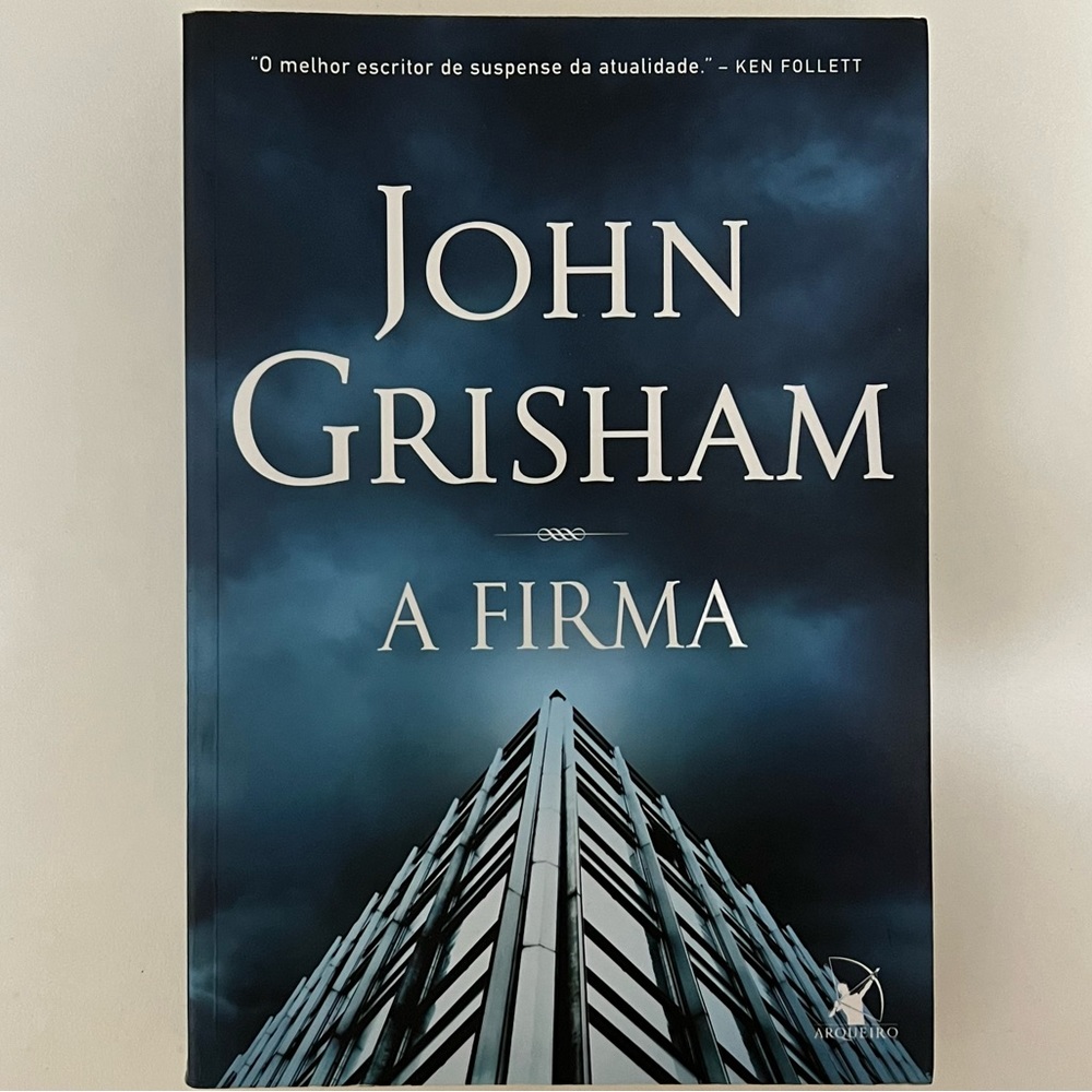 ✨ 2/$15 or 3/$20 ✨ A Firma by John Grisham